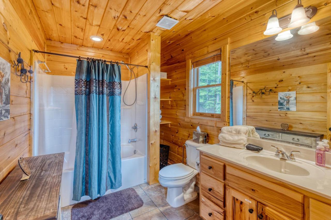 Trout N' About Your Blue Ridge Mountains Retreat, Hot Tub + Game Room! Ellijay Extérieur photo